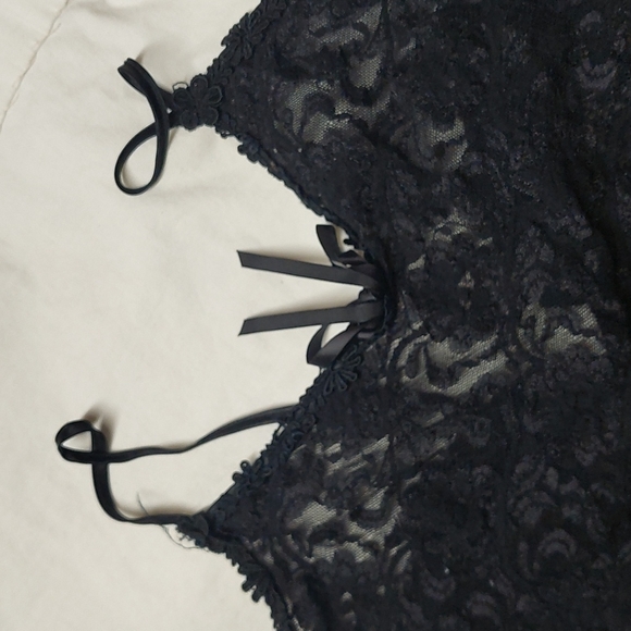 Delicates nighty - Picture 2 of 5